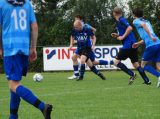 S.K.N.W.K. 2 - FC De Westhoek '20/Z.S.C. '62 3 (comp.) seizoen 2021-2022 (fotoboek 1) (55/65)